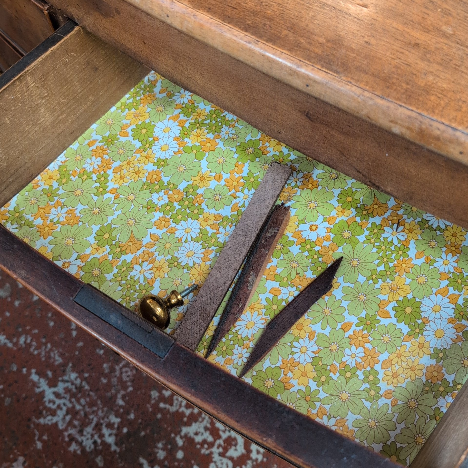 Chest of Drawers